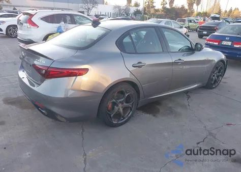 2018 Alfa Romeo Giulia Ti Sport Awd z USA, uszkodzony, nr VIN ZARFAEEN5J7588615